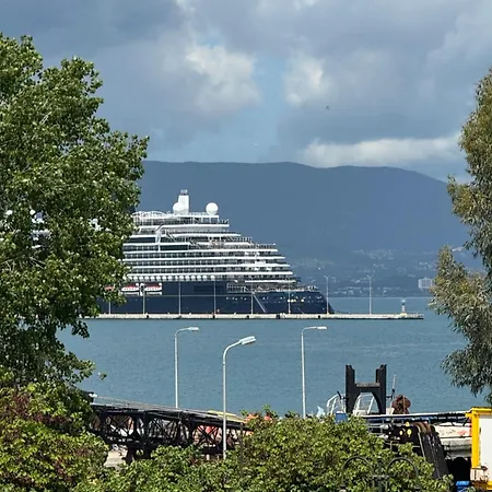Melli Seaview